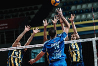 Halkbank, Fenerbahçe'yi 3-0'la geçti