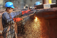 Sanayi ve tarım dibi gördü