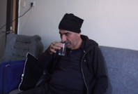 “Bir hafta duruyor, bir hafta durmuyor...” 1,5 yıldır hıçkırık çilesi çekiyor