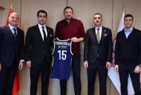 Fenerbahçe'den Hidayet Türkoğlu'na ziyaret
