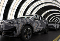 Otomotiv devlerini elektrik çarptı