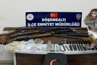 Uyuşturucu operasyonunda şaşırtan detay: Evden maymun çıktı