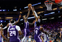 Üç isim 97 sayı attı, Philadelphia deplasmanda kazandı: 118-139