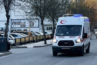Dedesinin kucağından düşen 5 yaşındaki çocuk traktörün altında can verdi