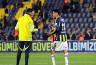 Taraftarının ıslıkladığı Edson Alvarez sessizliğini bozdu: Hastaneden fotoğraf paylaştı
