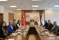 Bakan Göktaş, Apple yetkilileriyle bir araya geldi