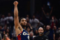 Mitchell'den tarihi ikinci yarı: Cleveland seriyi eşitledi