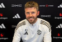 Manchester United 2 yıl daha Carrick’e emanet