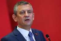 Özgür Özel: Bu haksızlığın karşısında asla yalnız değilsiniz
