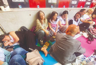 Ankara'da öğretmenler açlık grevini bitirdi
