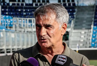 Şenol Güneş'ten Milli Takım yorumu: 'Herkes aklını kendine saklayabilir'