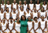 Oprah Winfrey, yatılı kız okulunu kapatıyor