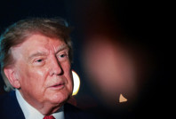 Trump: Reşit olmayanların cinsiyet değiştirme ameliyatlarını karşılamayacağız