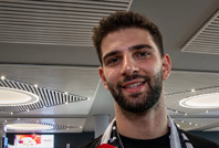 Ümit Akdağ İstanbul'a geldi, Beşiktaş yönetimi karşıladı