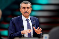 Yusuf Tekin derslerde "laiklik" sorusuna yanıt verdi. İşleyişi açıkladı