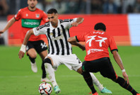 Zeki Çelik Kenan Yıldız'ı aratmadı. Juventus'un 5-0'lık zaferine imzasını attı