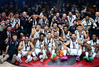 Real Madrid ilk kupayı kaptı: Finalde Olympiakos'a geçit vermedi