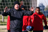 Liverpool ve Arsenal'in efsane hocası Pendikspor'da