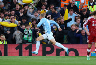 Manchester City deplasmanda Liverpool'u darmadağın etti