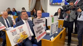 Meclis'te 19 Mart protestosu