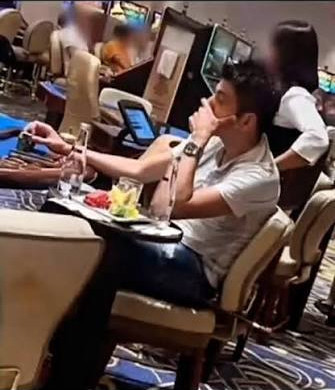 TFF'de bu kez de VAR odasında istifa: Kumar görüntüleri ortalığa saçılmıştı - Resim : 1