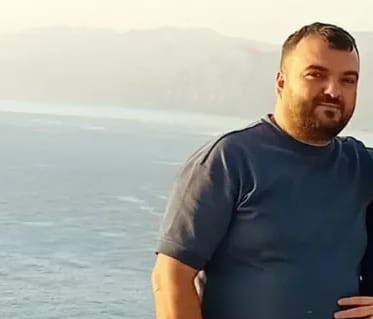 Telefonlara cevap vermeyen pastaneci iş yerinde ölü bulundu - Resim : 1