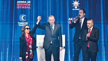 ‘Tek adam’ dönemini eleştirdi, AKP’ye geçti