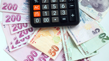 Faizlerde 1 yıl sonra ilk