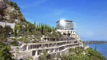Katar Kraliyeti'ne dava şoku: Lüks otellerine kilit vuruldu
