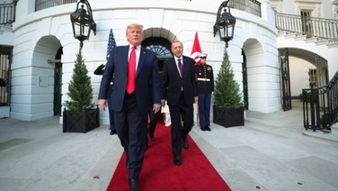 Trump'a yakınlığıyla bilinen gazeteden İmamoğlu ve Erdoğan için çağrı