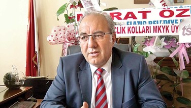 Hukuk dersine tarımcı rektör girmiş!