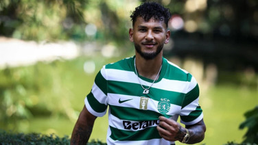 Sporting Lizbon, Luis Suarez'i kadrosuna kattı
