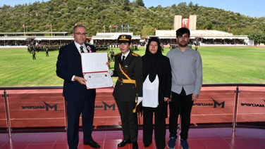 Ömer Halisdemir'in kızı teğmen oldu