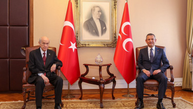 Özgür Özel: Bahçeli ya lastikleri ısındırıyor ya da Erdoğan'ın adaylığına karşı çıkacak