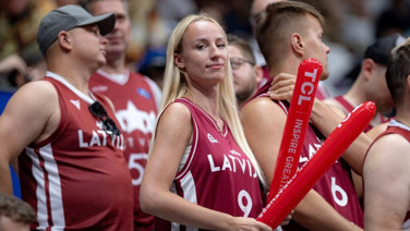 Güzel kadınlarla ünlü ülkede erkek yok