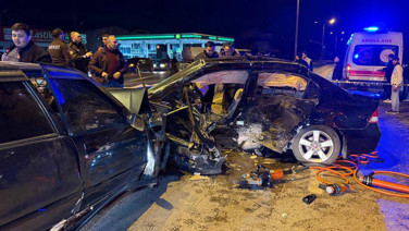 Sakarya'da feci kaza ölü ve yaralılar var