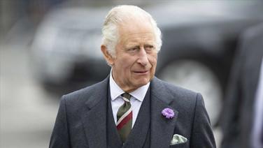 İngiltere Kralı Charles'tan hadis sürprizi: Arapça okudu