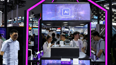 Borsadaki ilk gününde hisse 8'e katlandı