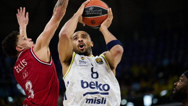 Fenerbahçe, eski dost Guduric'i üzdü: Milano'yu deplasmanda yıktı