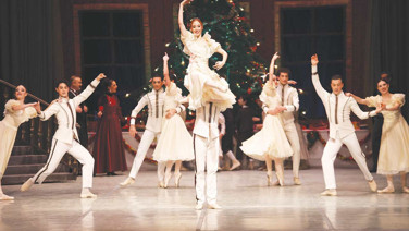 Gecenin üçünde Fındıkkıran sırası