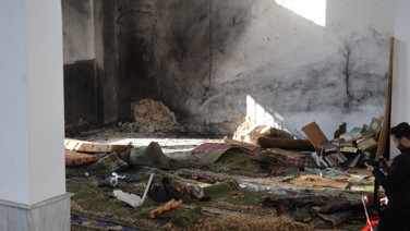 Suriye'de camiye bombalı saldırı: Çok sayıda ölü ve yaralı var