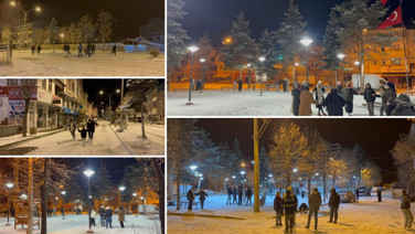 Kar yağışını gören soluğu dışarıda aldı