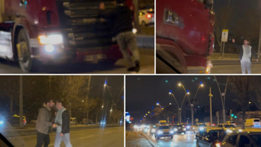 TIR’ın önüne atladı, trafiği kilitledi