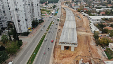 Köprülü kavşak inşaatını durduran pide fırını yıkıldı