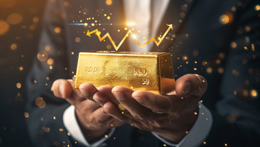 Metal fırtına dengeleri değiştirdi: İşte dev bankaların altın tahminleri