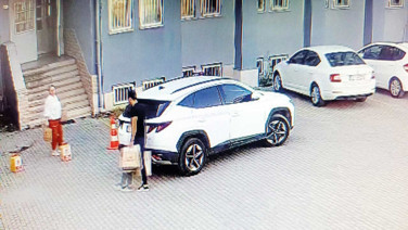 Polis müdürüne çakar incelemesi