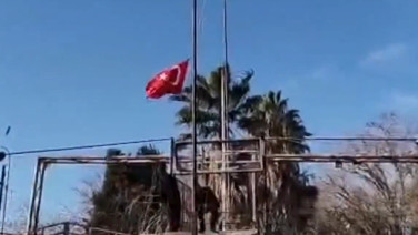 Sınırda bayrak provokasyonu: Saray'dan açıklama geldi, soruşturma başlatıldı