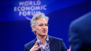 Ünlü CEO'dan yapay zeka uyarısı: Bu bölümlerden mezunlara iş yok