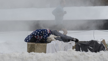 Kar fırtınası hayatı durdurdu: 30 ölü, yüz binlerce kişi elektriksiz