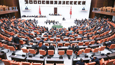 Meclis kuver yasağını deldi